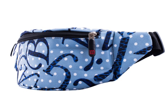 Nerka XL, Duża saszetka na biodro napisy