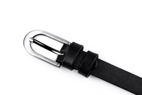 Klasyczny pasek damski ze skóry, czarny