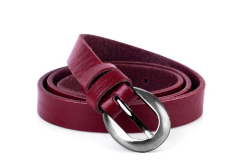 Klasyczny pasek damski ze skóry, bordowy