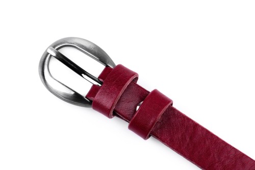 Klasyczny pasek damski ze skóry, bordowy