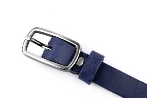 Klasyczny pasek damski ze skóry, granatowy
