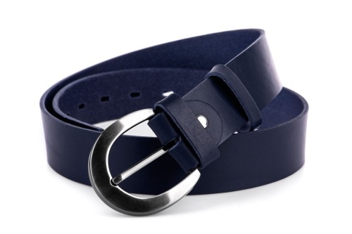 Klasyczny pasek damski ze skóry, granatowy