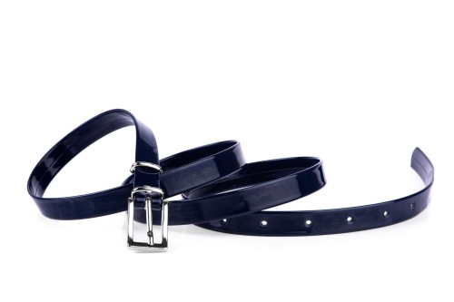 Pasek damski klasyczny granatowy lakier