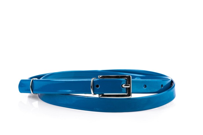 Pasek damski klasyczny lazurowy lakier 1,5 cm