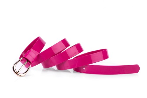 Pasek damski klasyczny fuksja lakier