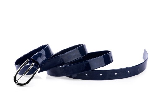 Pasek damski klasyczny granatowy lakier