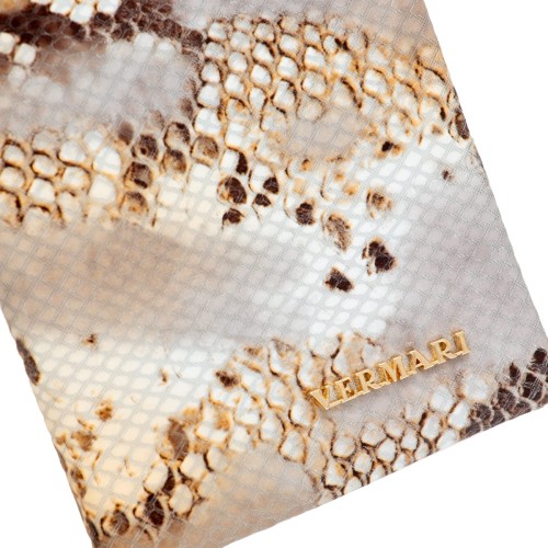 c357aac5aedfdaa77d9a0b93690f819d