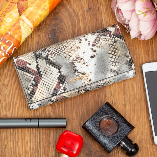 e74351c0ea43b4e2e708ee82d87968d2