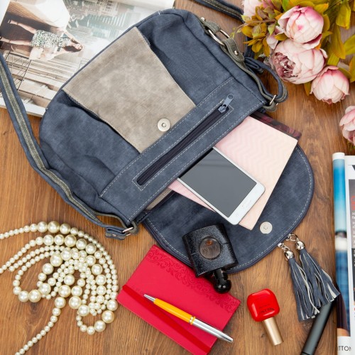 1060329b45034309ba2fa283d9b44386